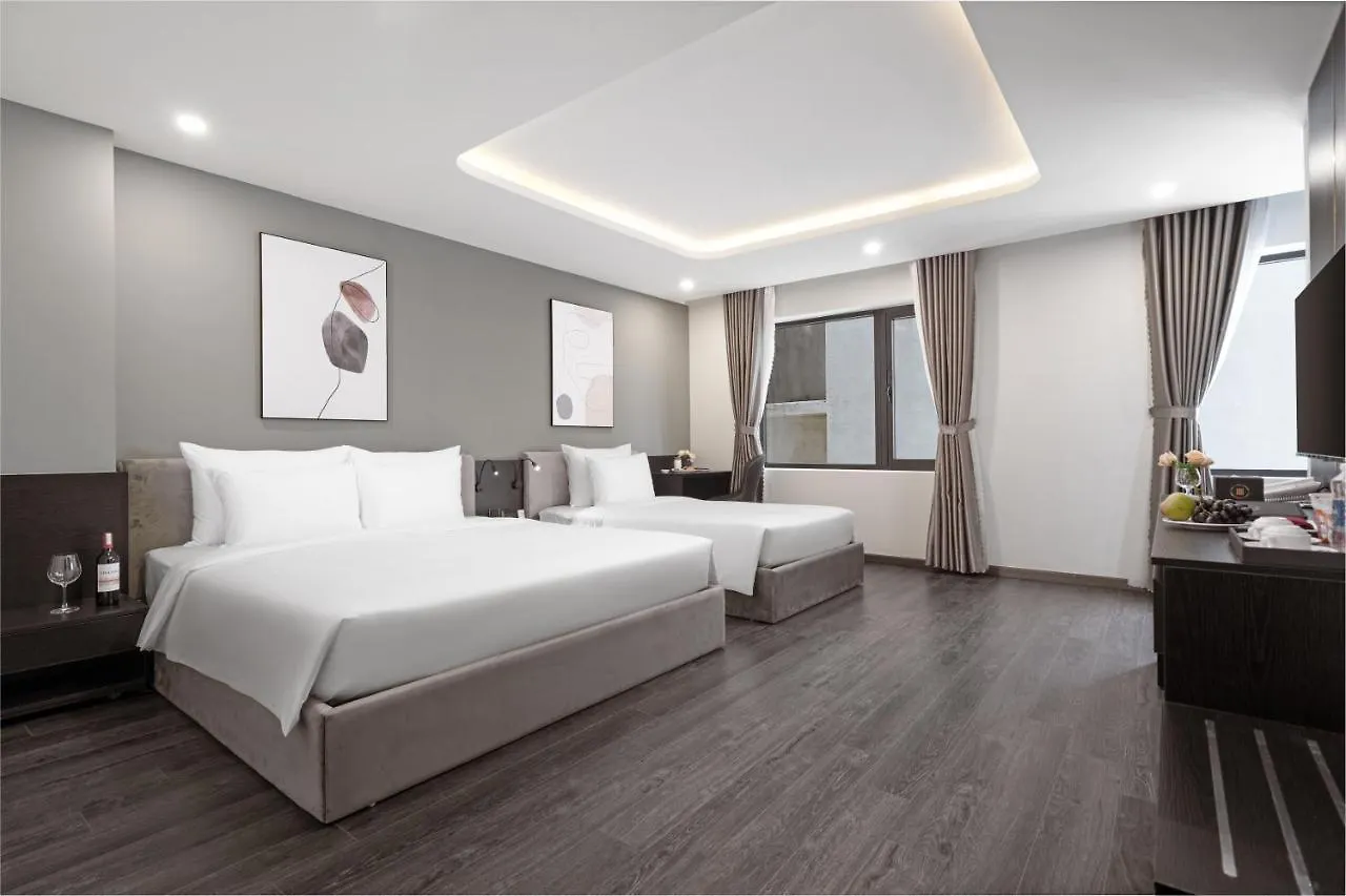 Mercy Emerald Hotel ダナン市 4*,