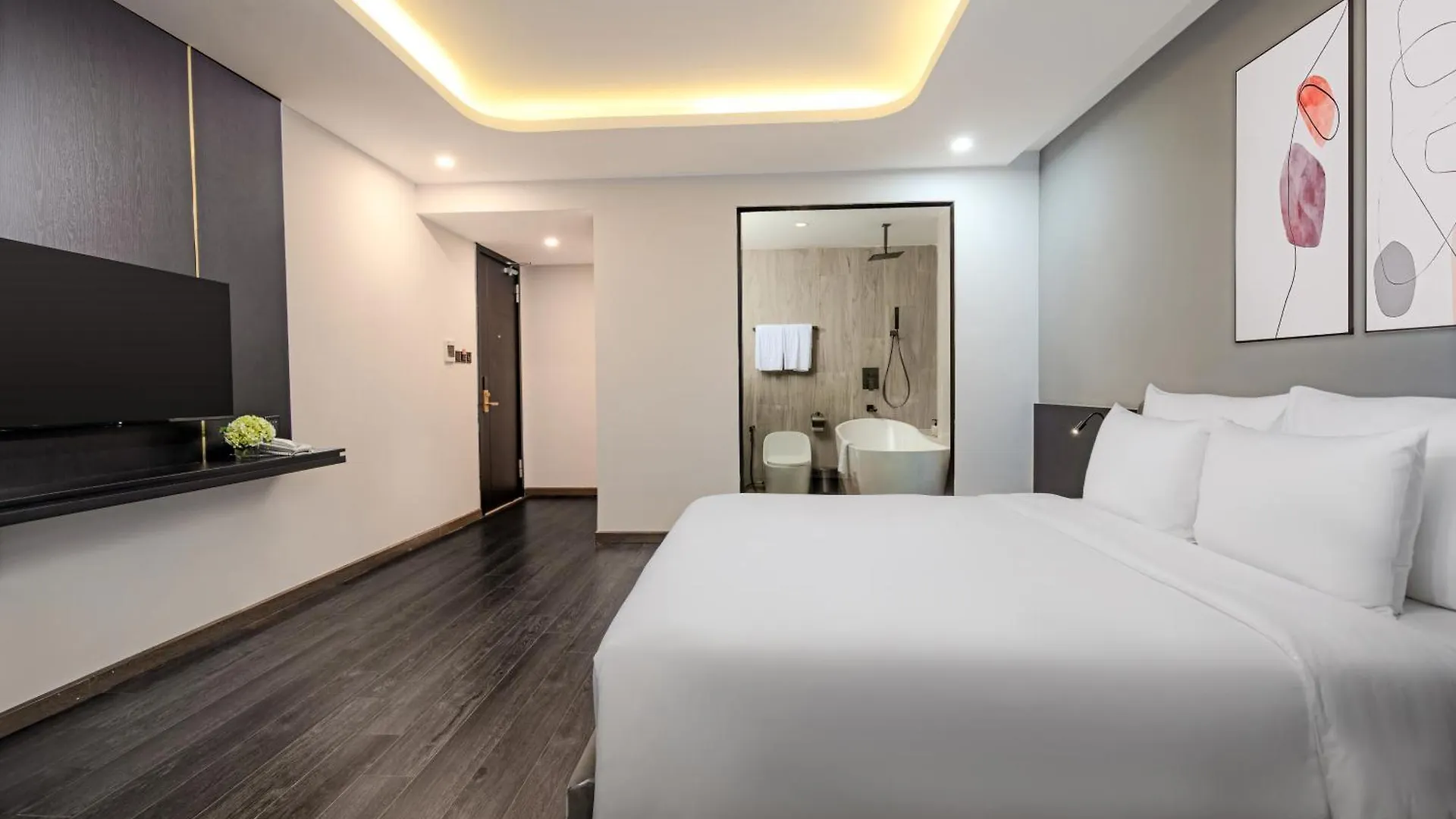 Mercy Emerald Hotel ダナン市