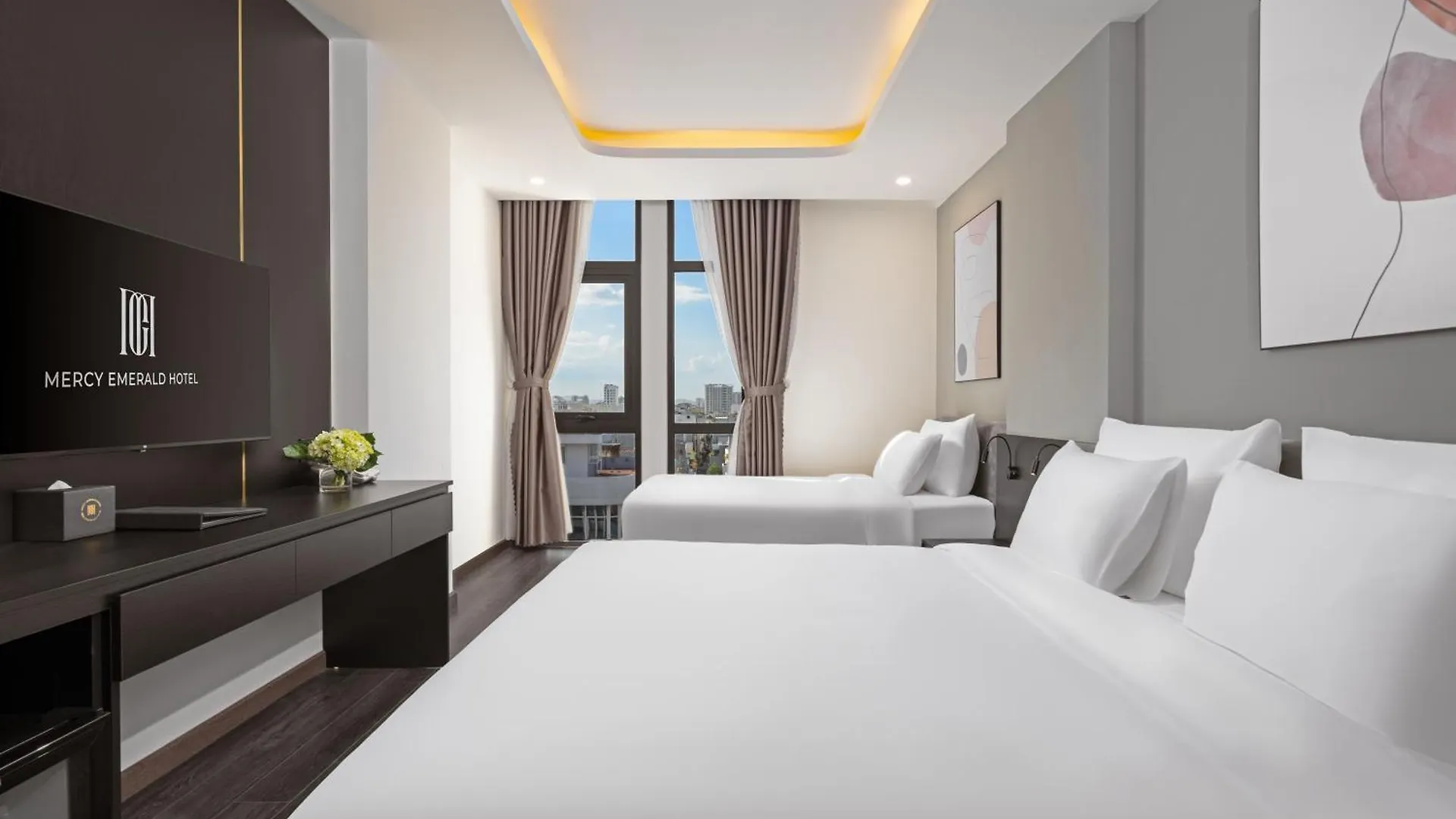 Mercy Emerald Hotel ダナン市
